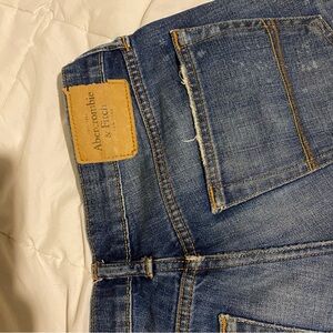 Abercrombie & Fitch men’s jeans “the A&F super skinny”
